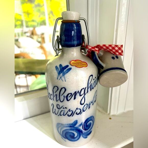 Henrichs Klauer German ceramic container with cup - Picture 1 of 6